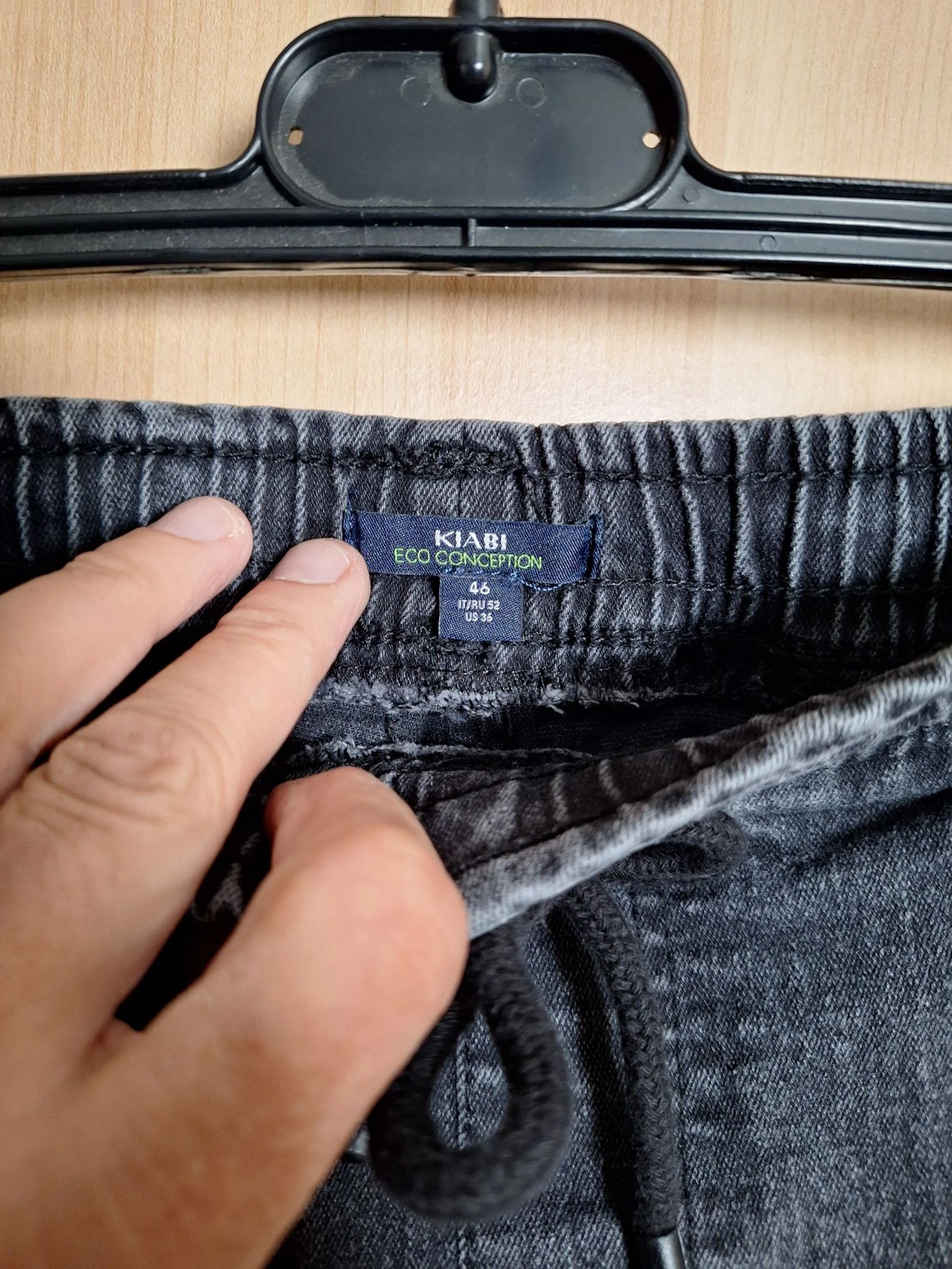 Jeans jogger preto deslavado Kiabi tamanho 46 – photo 4